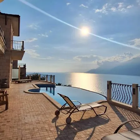 Hillcity (adults Only) 3*