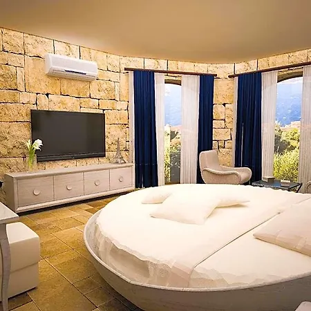 Hillcity (adults Only) 3*