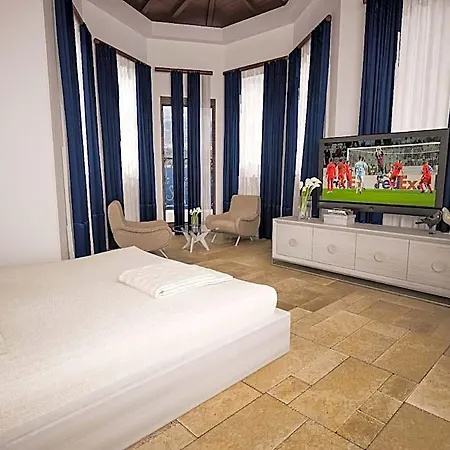 Hillcity (adults Only) Otel