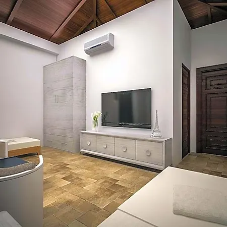 Hillcity (adults Only) Otel