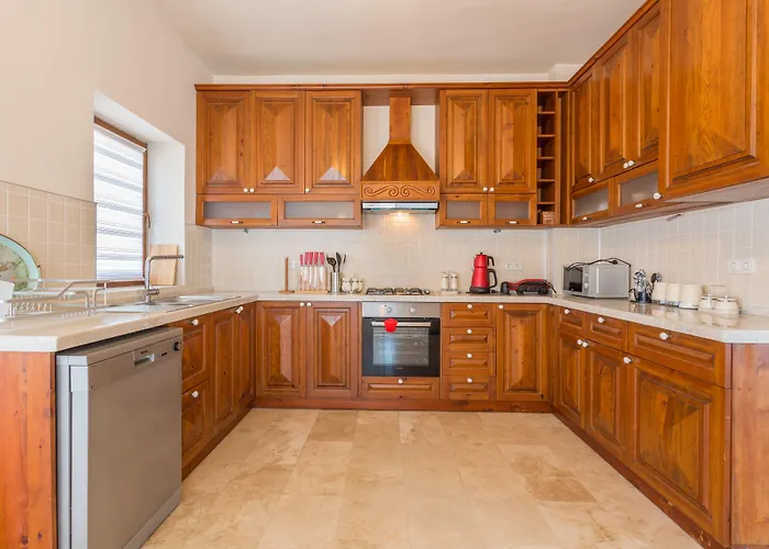 Hillcity (adults Only) فندق كاس