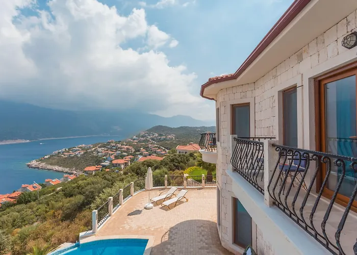 Hillcity (adults Only) فندق كاس