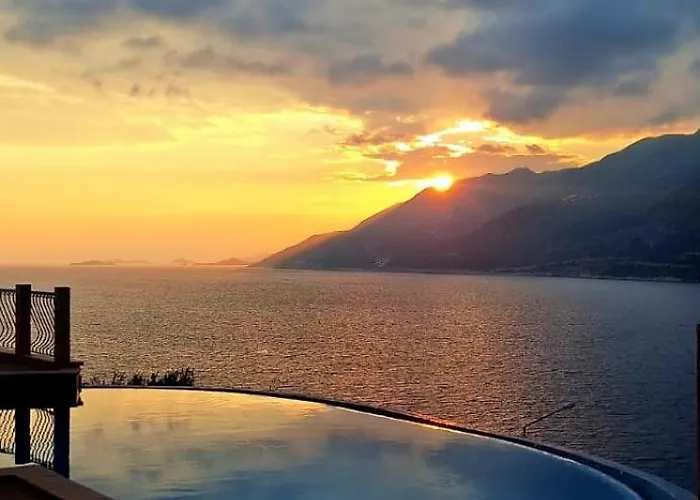 Hillcity (adults Only) Hotel